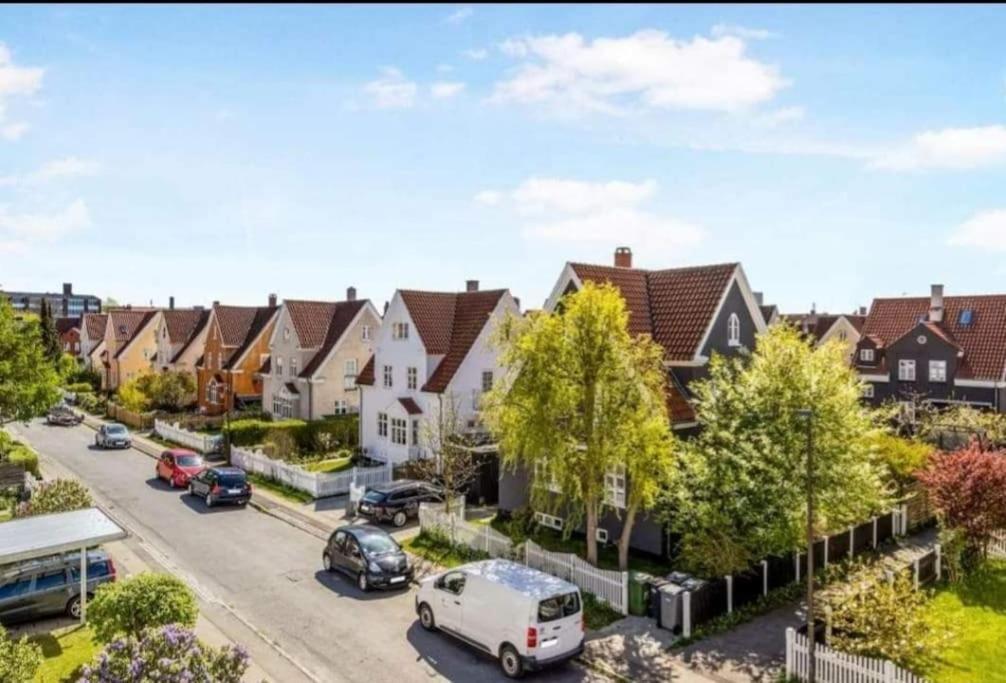 Flot Stort Hus I Valby Udlejes! Villa Copenhagen