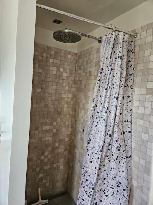 Villa Flot Stort Hus I Valby Udlejes! Copenhagen