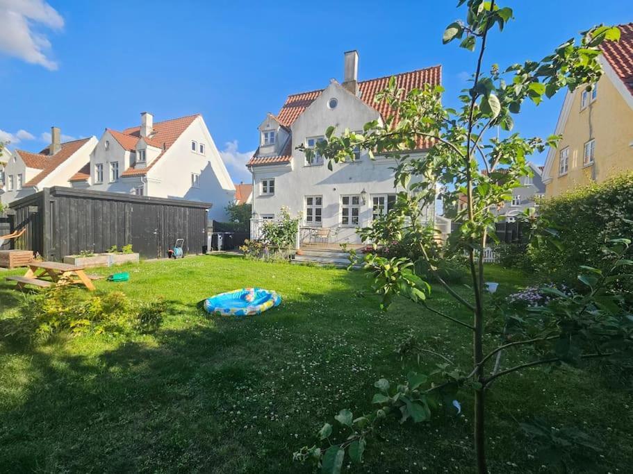 Flot Stort Hus I Valby Udlejes! * Copenhagen